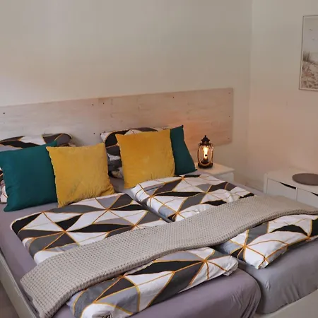 Dom wakacyjny Heimathafen Direkt Am Mit Eingez Garten