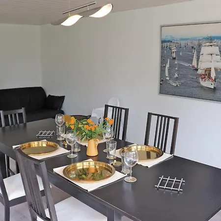 Dom wakacyjny Heimathafen Direkt Am Mit Eingez Garten Kalifornien